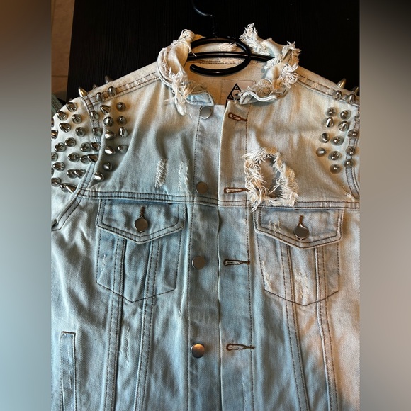 UNIF Hardcore Cat 🐱 Bomber Jacket Retro Irreverent Women’s metal studs - Picture 4 of 17